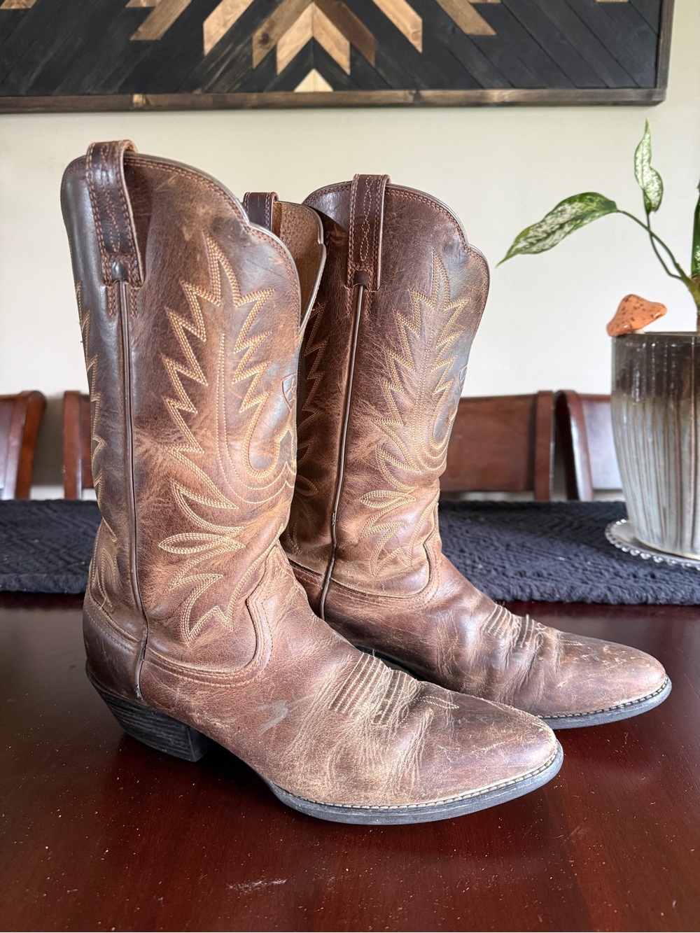 Ariat Heritage R Toe Western Boots - Picture 2 of 6
